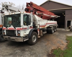 2005 Concord 40m on a 2005 Mack