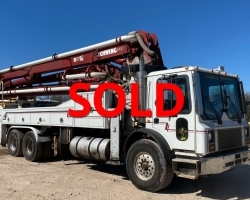 BLOWOUT PRICING! 2005 39X Schwing on a 2006 Mack