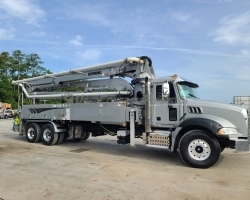 REDUCED PRICE!! 2015 36X Schwing on a Mack