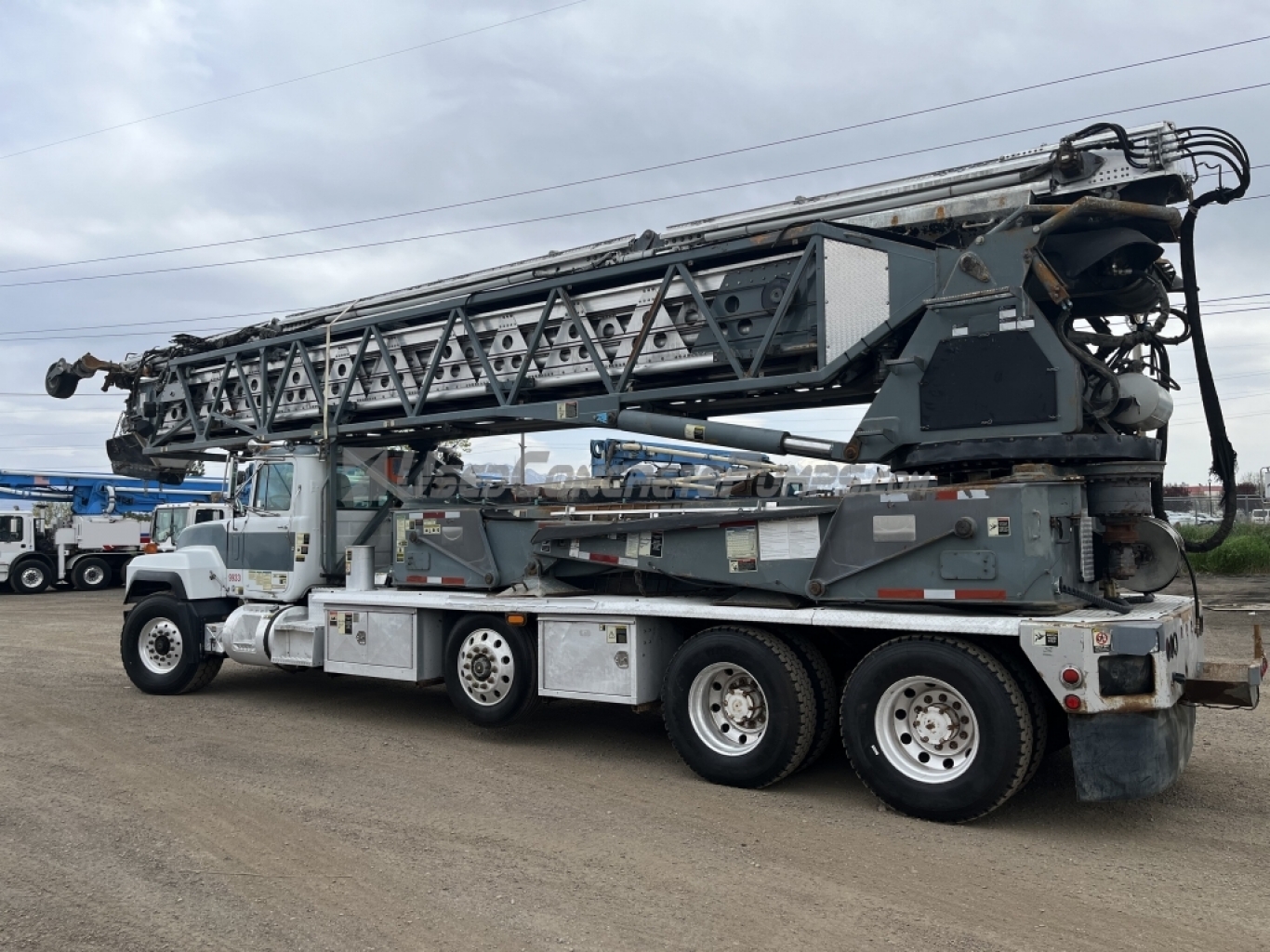 1999 Putzmeister TB105 on a Mack